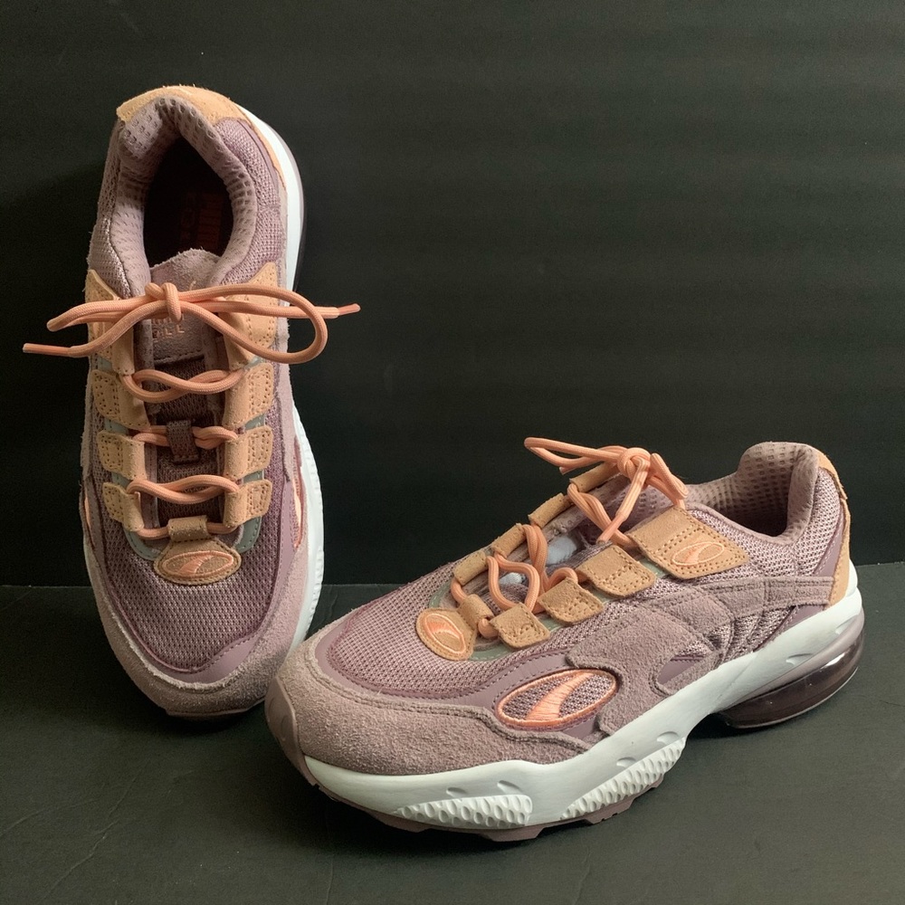 New WMNs Puma Cell Venom Sz 9.5 “Elderberry”